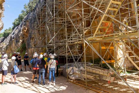 atapuerca entradas|Atapuerca: Visitar Atapuerca en 2024. Precios y。